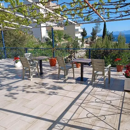 Guest house Ionian View Qeparo